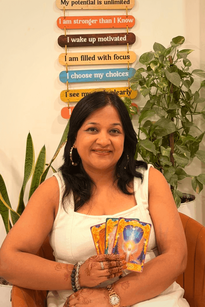 Nisha, tarot reader and numerologist based in Chandigarh